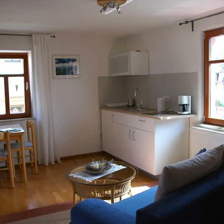 Guest house Gaestehaus Palatinas Bochingen